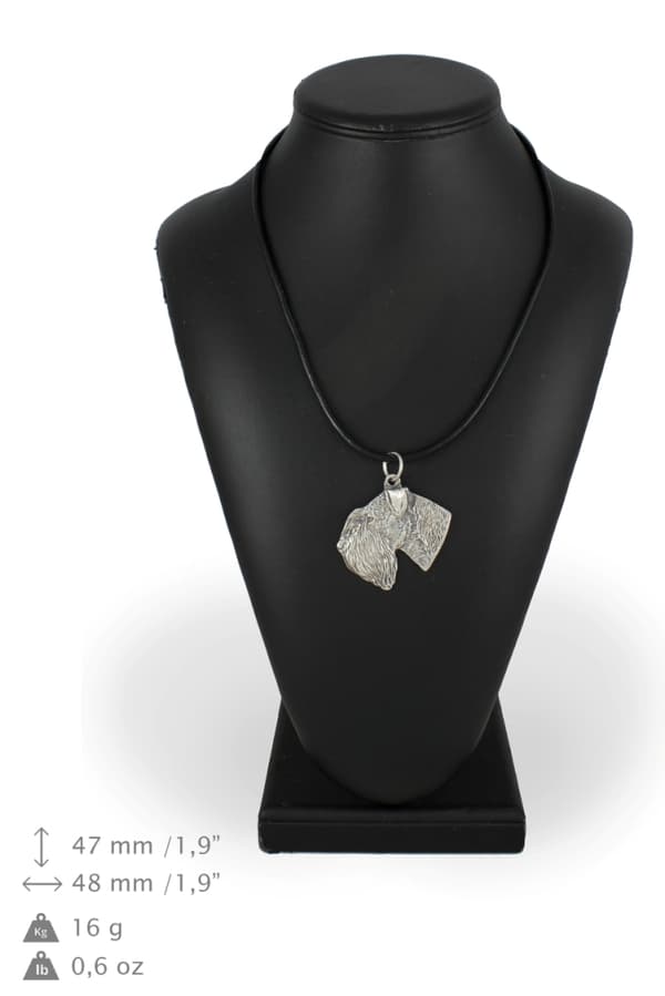 Schnauzer, Schnauzer III - halsband med en hund i presentförpackning, silverpläterad medaljong för en hundfantast, iögonfallande Art-Dog-hänge
