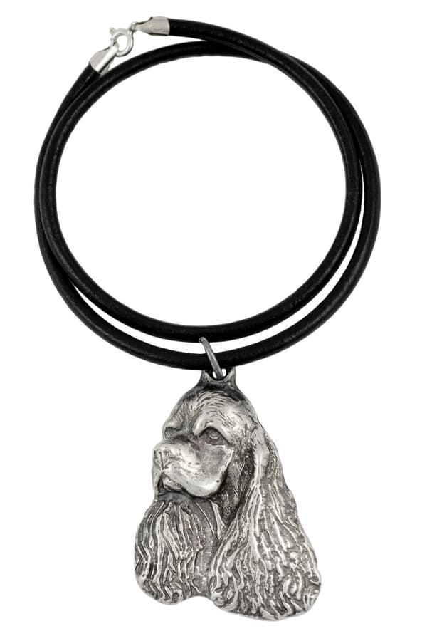 Clumber Spaniel - en halskæde med en hund i en gaveæske, en sølvbelagt medaljon til en hundefan, et iøjnefaldende vedhæng fra Art-Dog