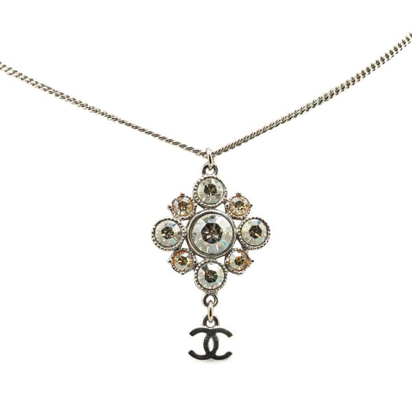 Pre-owned Chanel Palladium Plated CC Crystal Pendant Necklace Silver