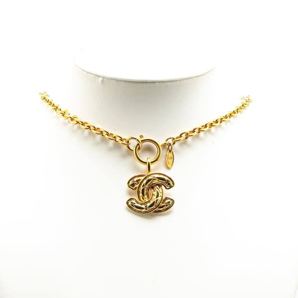 Pre-owned Chanel Gold Plated CC Quilted Pendant Necklace Gold