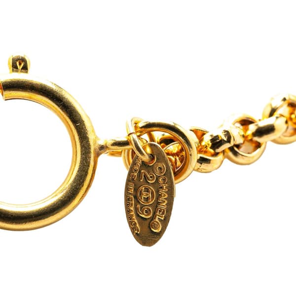 Pre-owned Chanel Gold Plated CC Round Pendant Necklace Gold