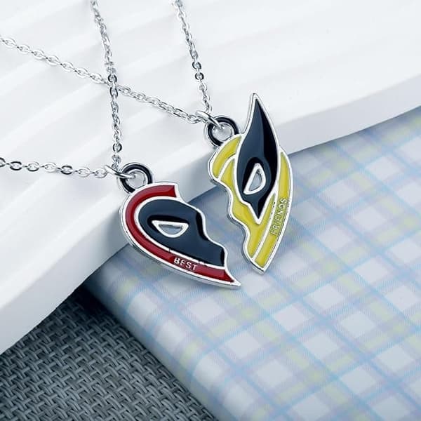 Deadpool & Wolverine 3 Halsband Best Friend Halsband Röd Och Gul Halv Hjärta Halsband Superhjälte Mönster Present Filmer Lovers Present