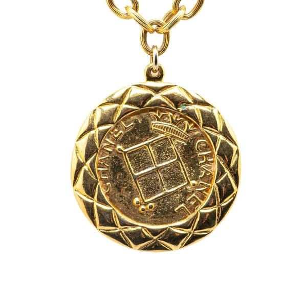 Pre-owned Chanel Gold Plated Medallion Pendant Necklace Gold