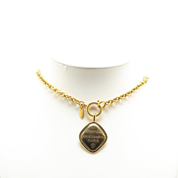 Pre-owned Chanel Gold Plated 31 Rue Cambon Pendant Necklace Gold