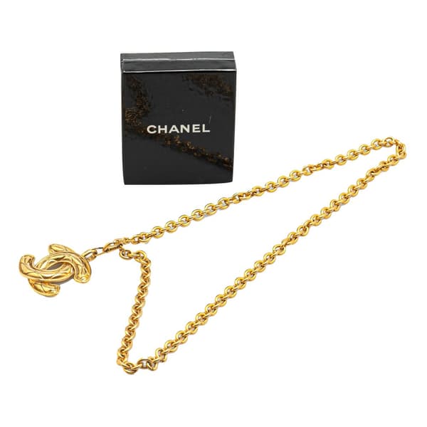 Pre-owned Chanel Gold Plated CC Quilted Pendant Necklace Gold