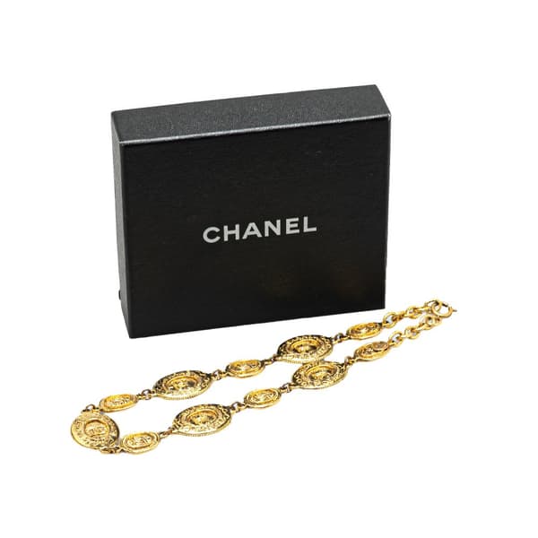 Pre-owned Chanel Gold Plated CC Medallion Link Necklace Gold