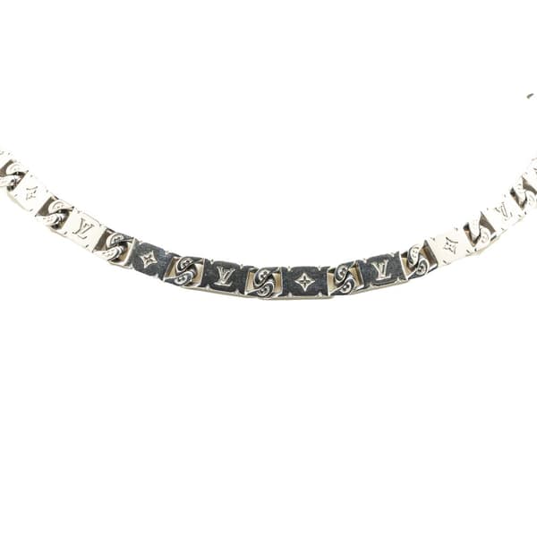 Pre-owned Louis Vuitton Stainless Steel Monogram Tied Up Necklace Silver