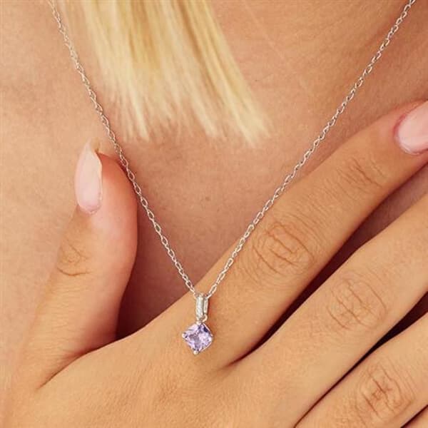Smyckespendel i silver med lila zircon Fancy Magic Purple FMP25