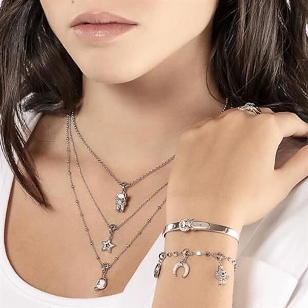 Silverhalsband med hänge Storie RZC003