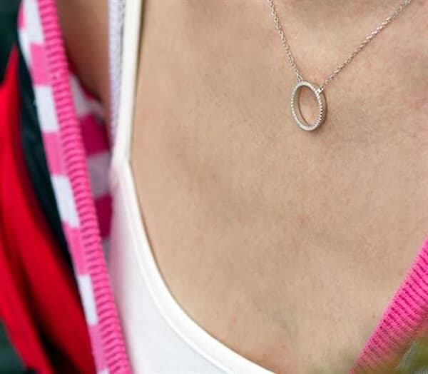 Silverhalsband med runt hänge AGS1224/47