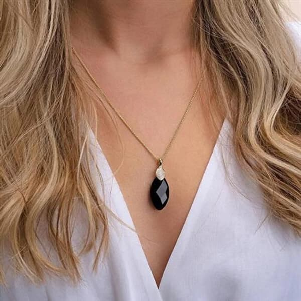 Pendentiv i förgyllt med kubisk zirkon PENG02