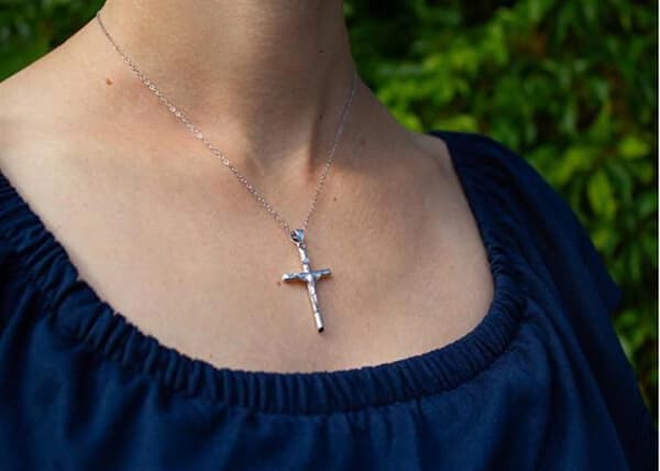 Silver Pendant Cross with Jesus AGH747