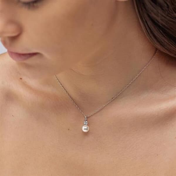 Pendentiv i silver med zirkon kubisk och pärla Fancy Infinite White FIW132