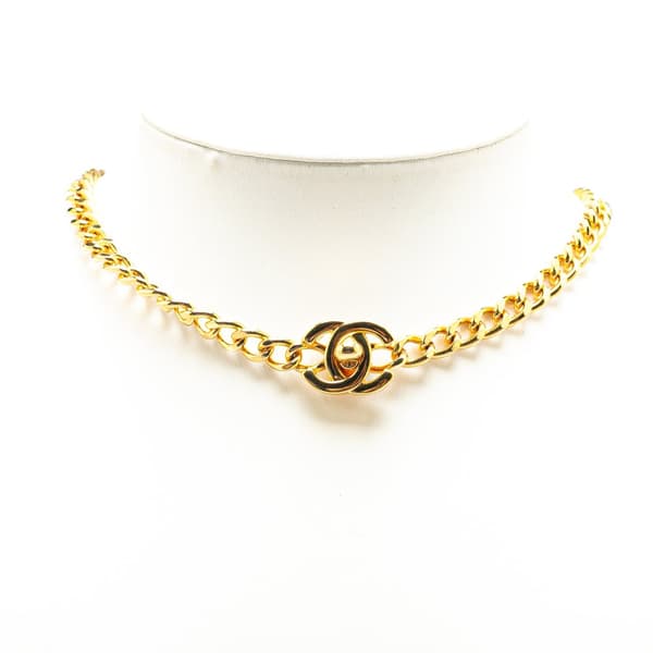 Pre-owned Chanel Gold Plated CC Turn Lock Choker Necklace Gold
