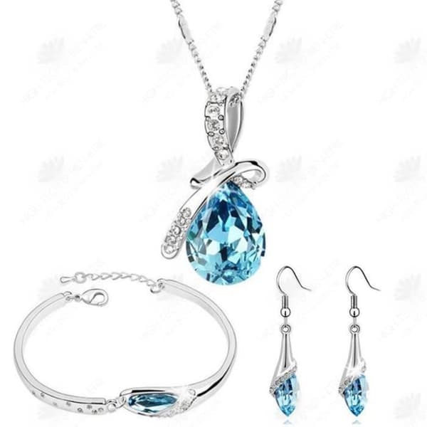 HTBE® Creative Koreanska smycken Kristallhalsband Örhängen Ring Tre glasskor Kristalluppsättning