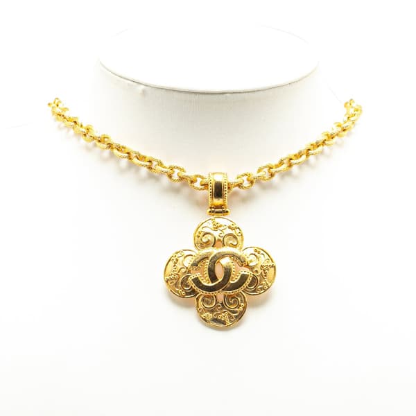 Pre-owned Chanel Gold Plated CC Clover Pendant Necklace Gold