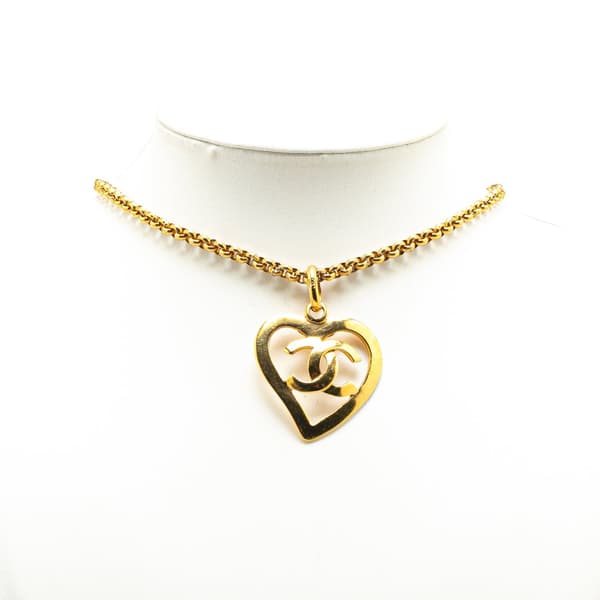 Pre-owned Chanel Gold Plated CC Heart Pendant Necklace Gold