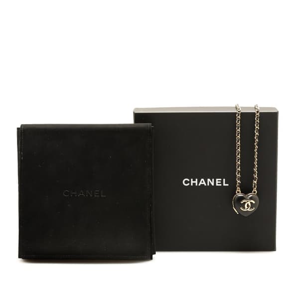 Pre-owned Chanel Lambskin CC Heart Mirror Locket Pendant Necklace Black