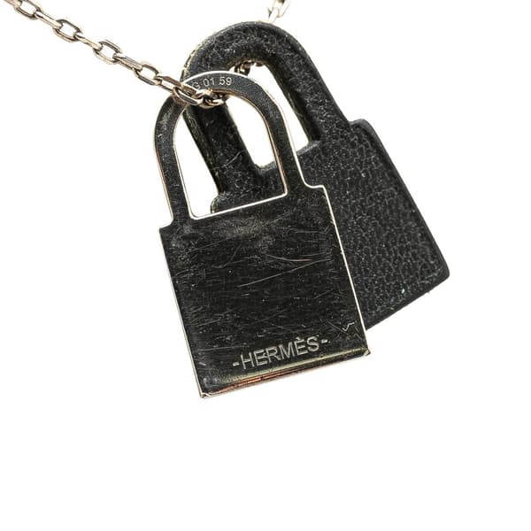 Pre-owned Hermès Palladium Plated and Swift O Kelly Pendant Necklace Silver