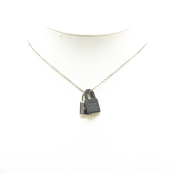 Pre-owned Hermès Palladium Plated and Swift O Kelly Pendant Necklace Silver