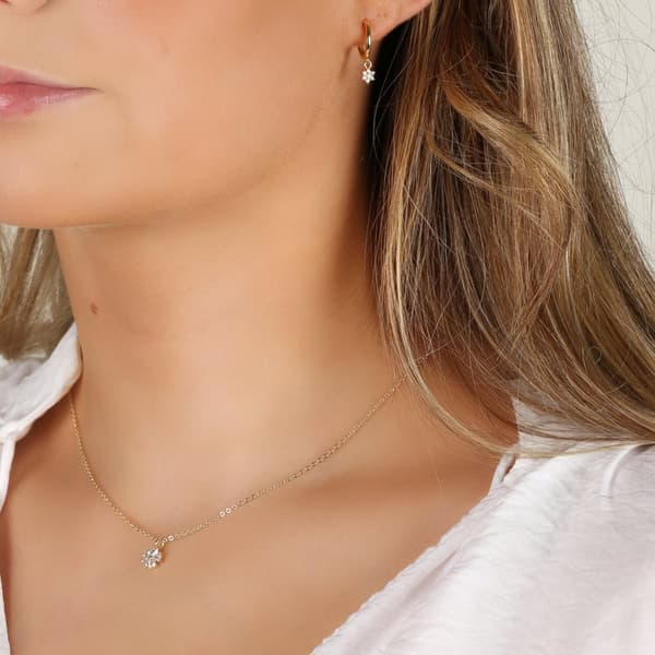 Snö - Nisi Flower Pendant Neck 40