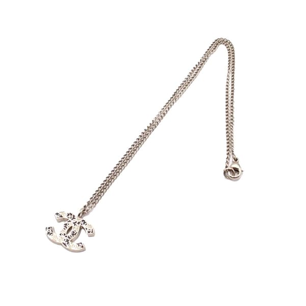 Pre-owned Chanel White Gold CC Enamel Pendant Necklace Gold