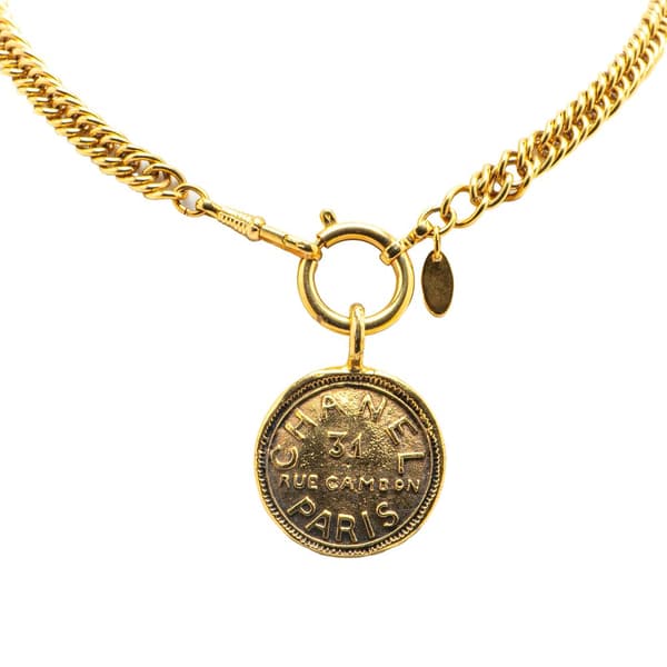 Pre-owned Chanel Gold Plated 31 Rue Cambon Pendant Necklace Gold