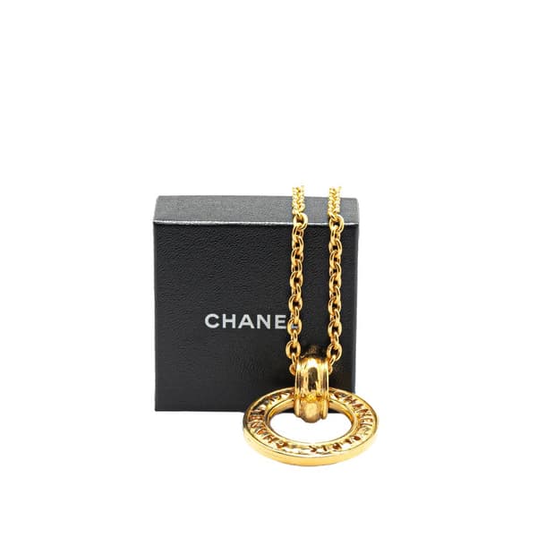 Pre-owned Chanel Gold Plated Circle Logo Pendant Necklace Gold
