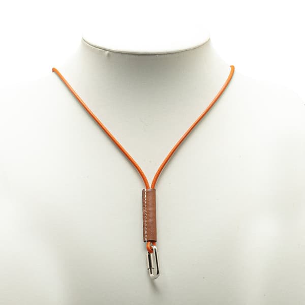 Pre-owned Hermès Swift Curiosite Mousqueton Necklace Orange