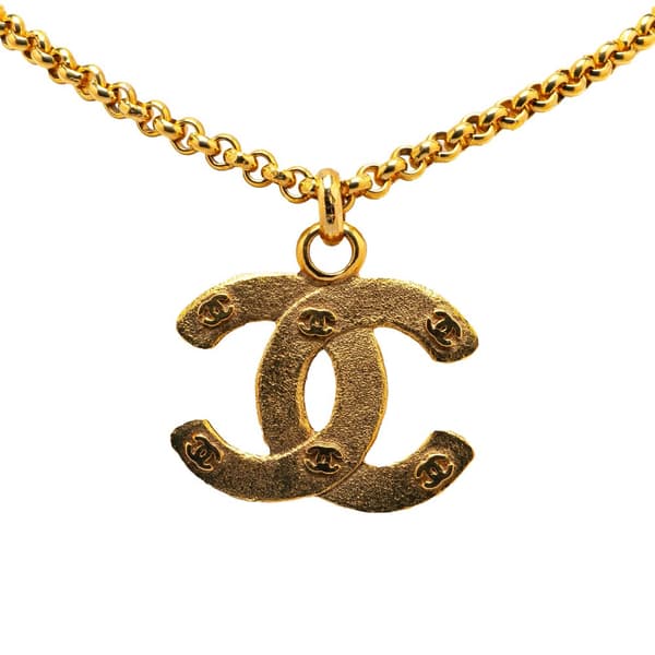 Pre-owned Chanel Gold Plated CC Embossed Pendant Necklace Gold