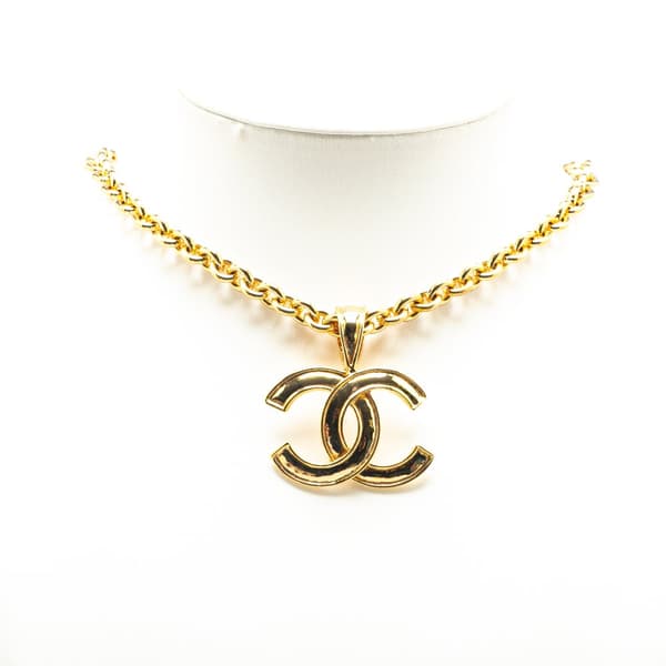 Pre-owned Chanel Gold Plated CC Pendant Necklace Gold
