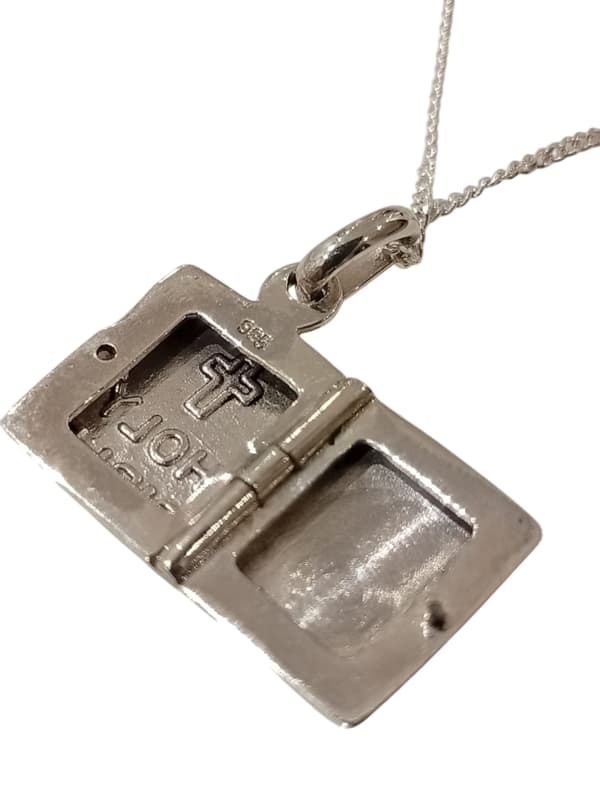 Berlock Holy Bible Halsband i äkta silver