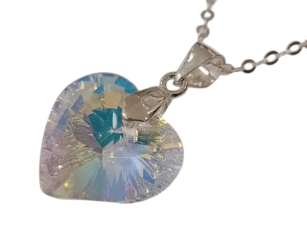 Halsband i äkta silver . Alla hjärtans dag