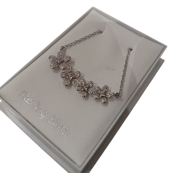 Blommor Halsband i äkta silver prydd m Kubisk Zirkonia
