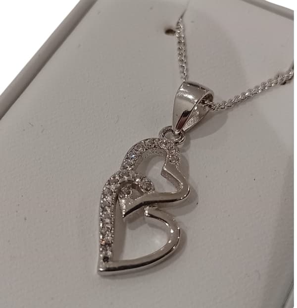 Äkta silver Hjärta Halsband prydd med Kubisk Zirkonia . Alla hjärtans Dag
