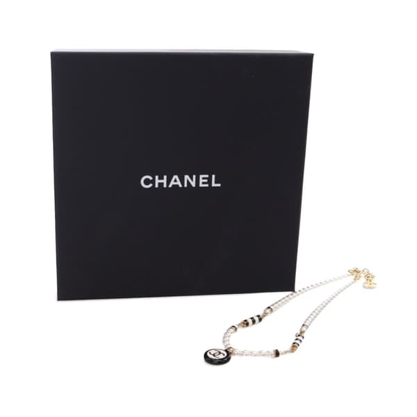 Pre-owned Chanel Gold Plated Faux Pearl CC Pendant Necklace Gold