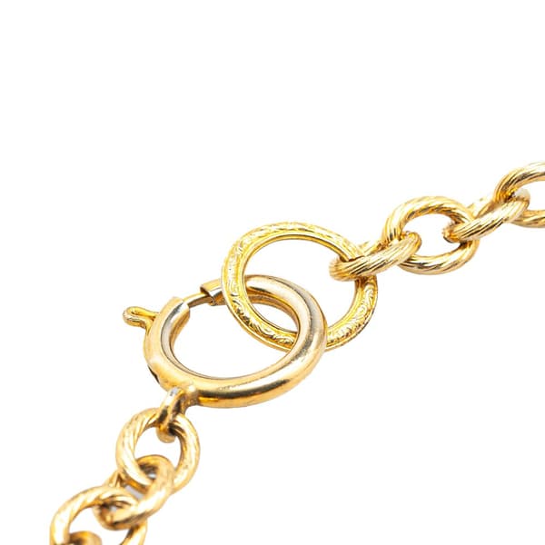 Pre-owned Chanel Gold Plated Quilted Oval Medallion Station Chain Link Necklace Gold
