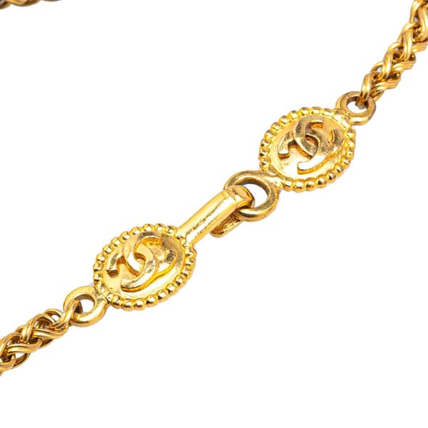Pre-owned Chanel Gold Plated CC Medallion Clover Pendant Necklace Gold