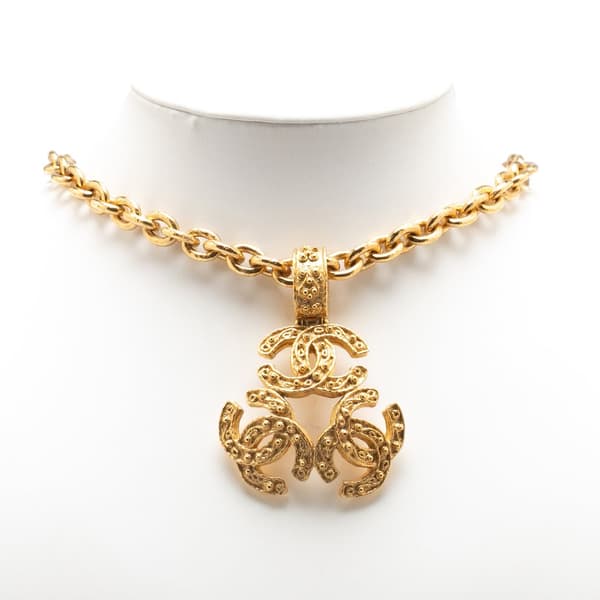 Pre-owned Chanel Gold Plated Triple CC Pendant Necklace Gold