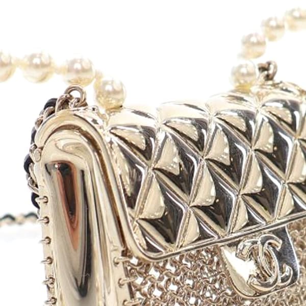 Pre-owned Chanel Chain And Faux Pearl Flap Bag Pendant Necklace Gold