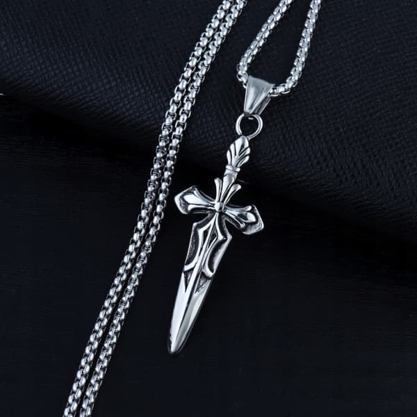 HALSBAND Silverkedja KORS SVÄRD 318