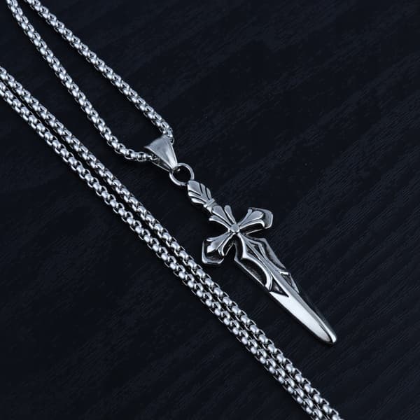 HALSBAND Silverkedja KORS SVÄRD 318
