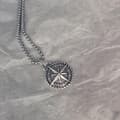 Miniatyrbild 8 av 8: HALSBAND Kompass SYMBOL AMULET Stjärnväg 140