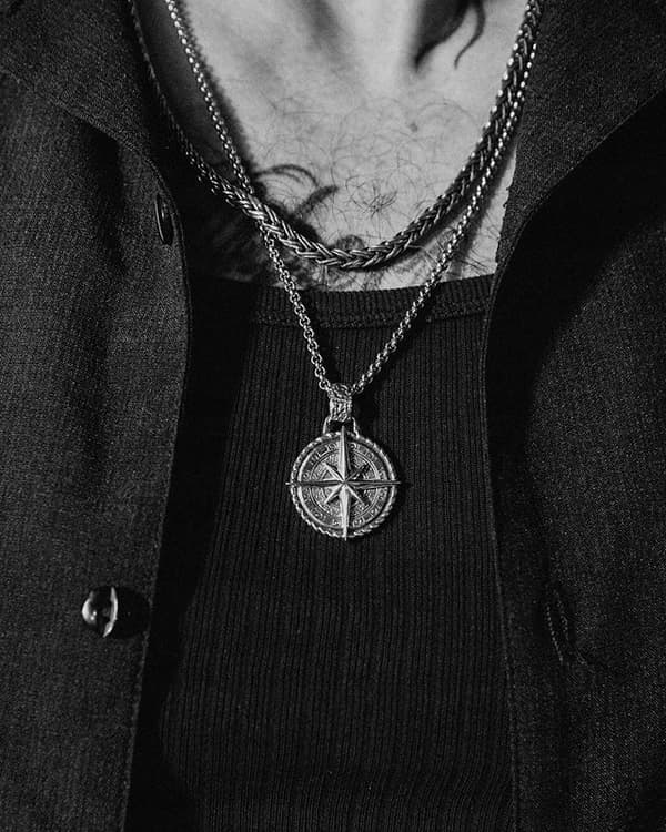 HALSBAND Kompass SYMBOL AMULET Stjärnväg 140