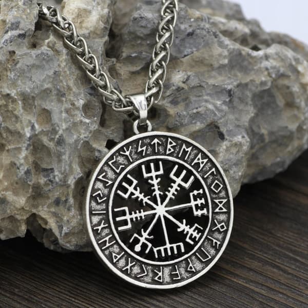 HALSBAND Vikingakompass Vegvisir NORDIC 133