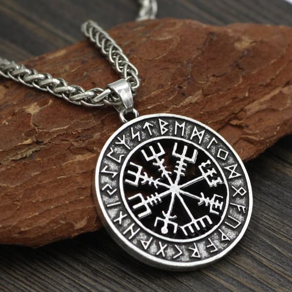 HALSBAND Vikingakompass Vegvisir NORDIC 133