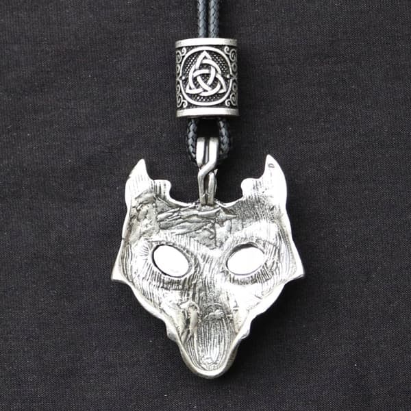 Vikingahalsband Runor Valknut Aegishjalmur 131