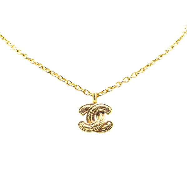 Pre-owned Chanel Gold Plated CC Quilted Pendant Necklace Gold