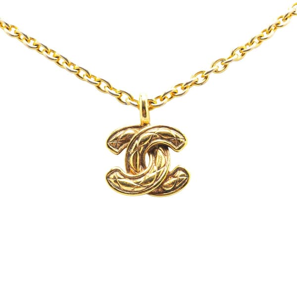 Pre-owned Chanel Gold Plated CC Quilted Pendant Necklace Gold