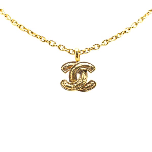 Pre-owned Chanel Gold Plated Quilted CC Pendant Necklace Gold